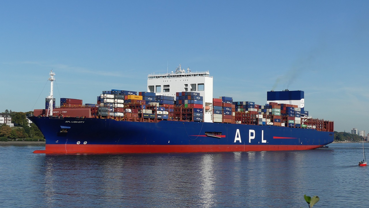 Containerschiff APL Lion City