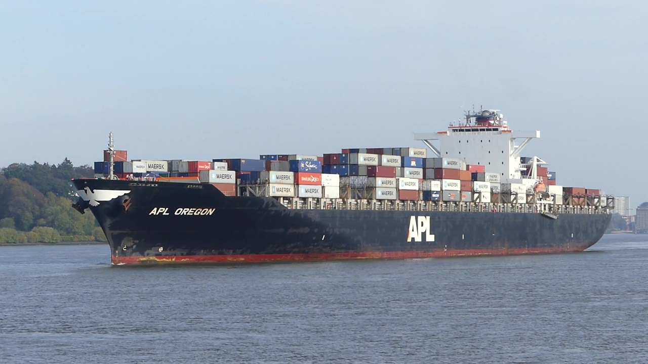 Containerschiff APL Oregon