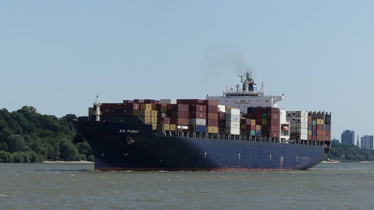 Containerschiff E.R. Pusan