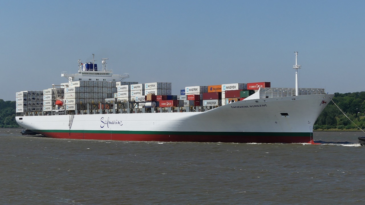 Containerschiff Safmarine Nomazwe