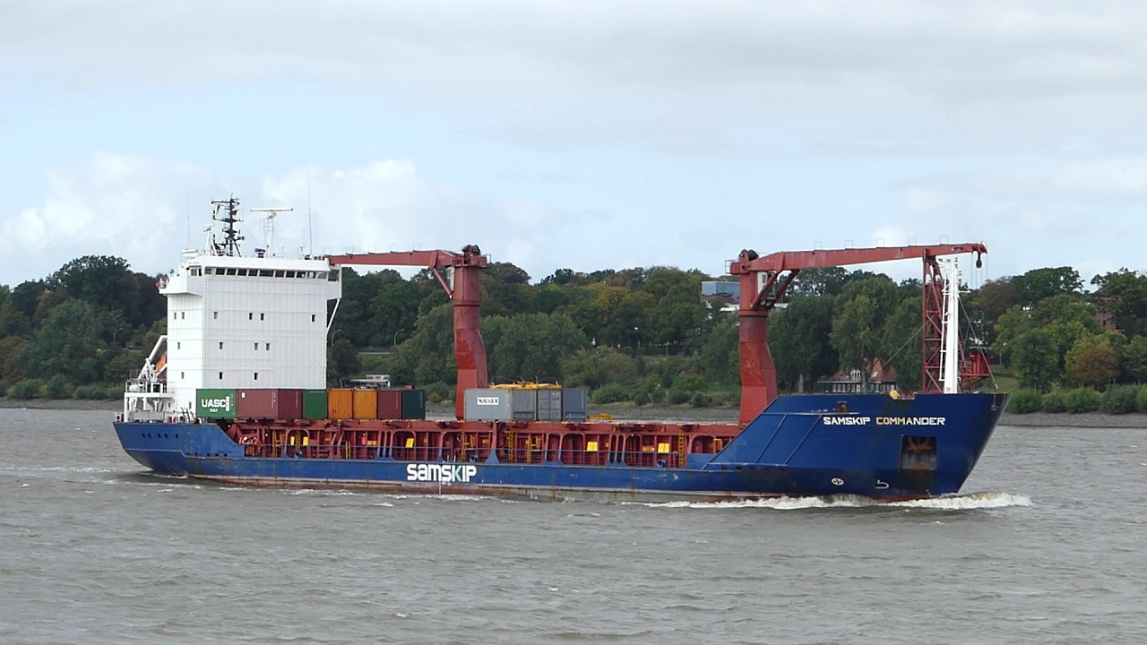 Frachtschiff Samskip Commander