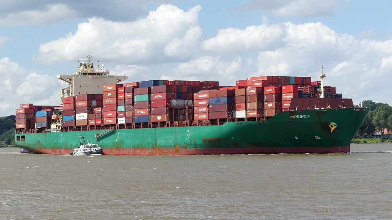 Containerschiff Wide India